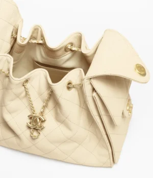 CHANEL 25 Small Handbag  Grained Calfskin & Gold-Tone Metal Beige - Image 4