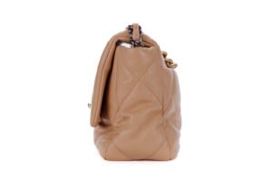 Chanel 19 Medium Beige Lambskin Two-Tone Hardware - Image 5