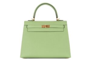 Hermès Kelly 25 Vert Criquet Epsom Gold Hardware