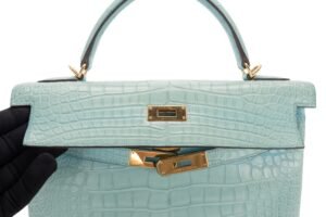 Hermès Kelly 32 Bleu Saint-Cyr Matte Alligator Gold Hardware - Image 8