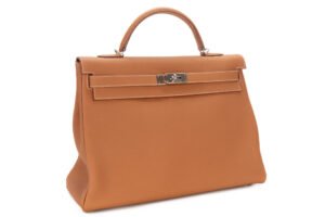 Hermès Kelly 40 Gold Togo Palladium Hardware - Image 3
