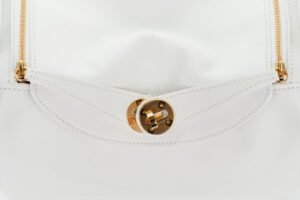 Hermès Lindy 26 New White Evercolor Gold Hardware - Image 7