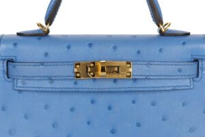 Hermès Mini Kelly Bleu Mykonos Ostrich Gold Hardware - Image 7
