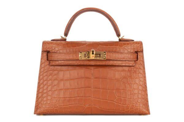 Hermes-Mini-Kelly-Gold-Matte-Alligator-Gold-Hardware-2024-1-900x600