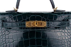 Hermès Mini Kelly Vert Cypress Shiny Alligator Gold Hardware - Image 7