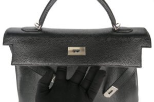 Hermès Kelly 40 Noir / Black Fjord Palladium Hardware - Image 8
